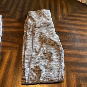 Athletic gray leggings